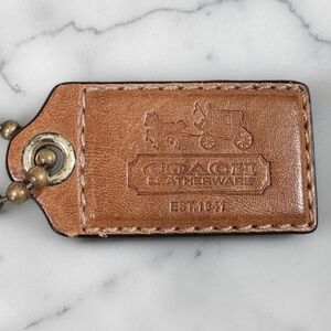 Coach 3.5 XL Bleecker Hangtag Tan